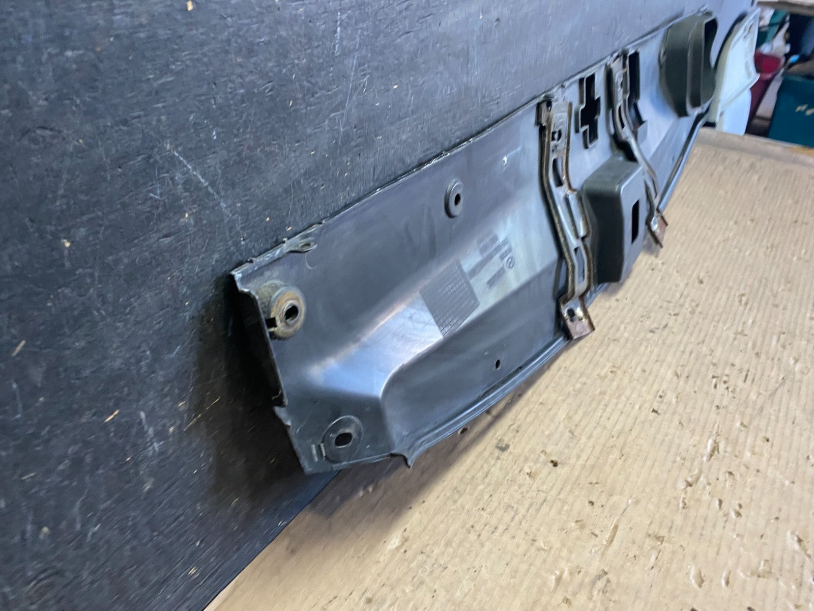 2013 to 2018 Hyundai Santa Fe Radiator Support Cover 86362-B8010 S3377 DG10