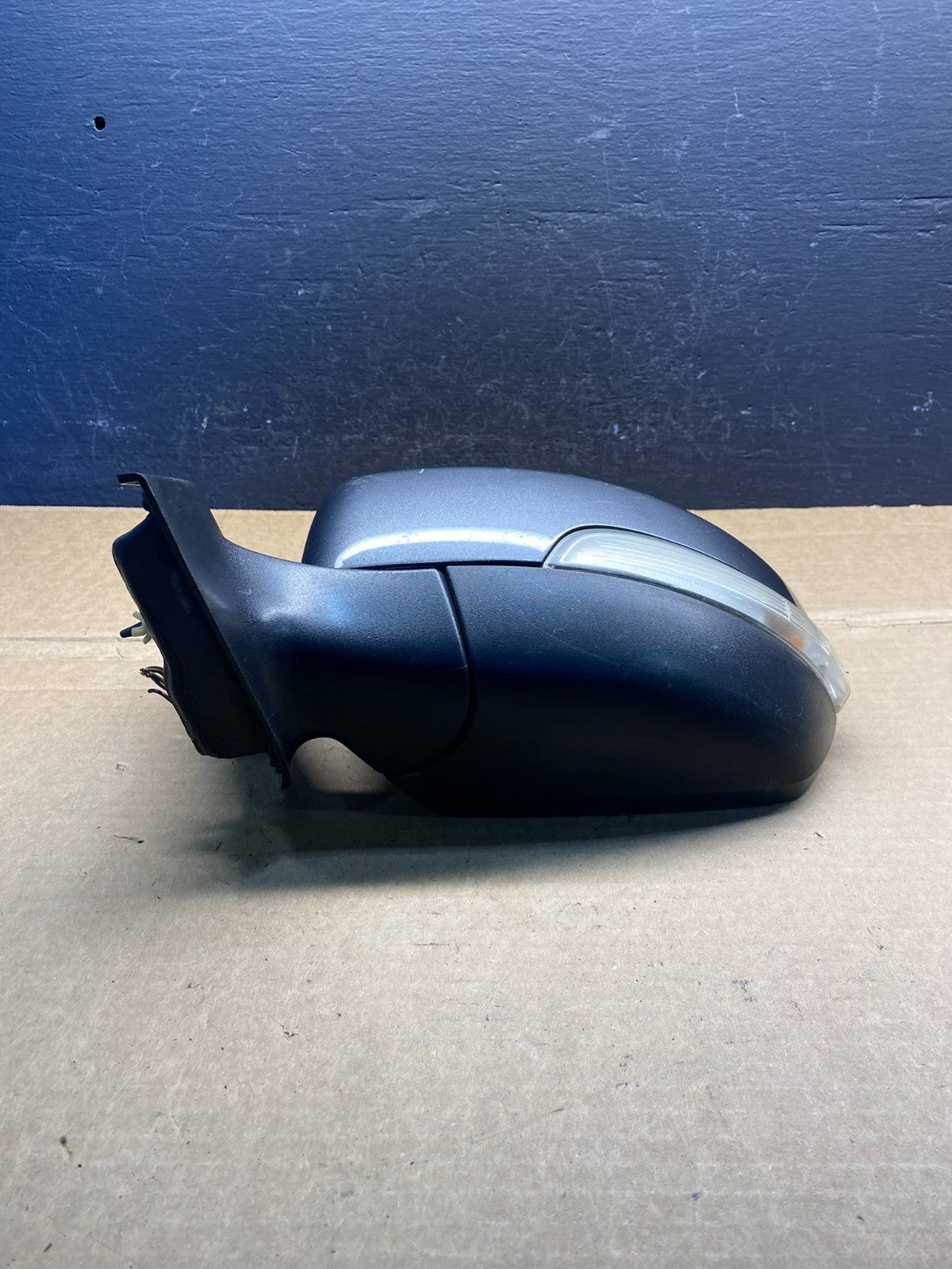 2015 to 2018 Ford Focus Left Driver View Door Turn Signal Mirror AD3338 DG3
