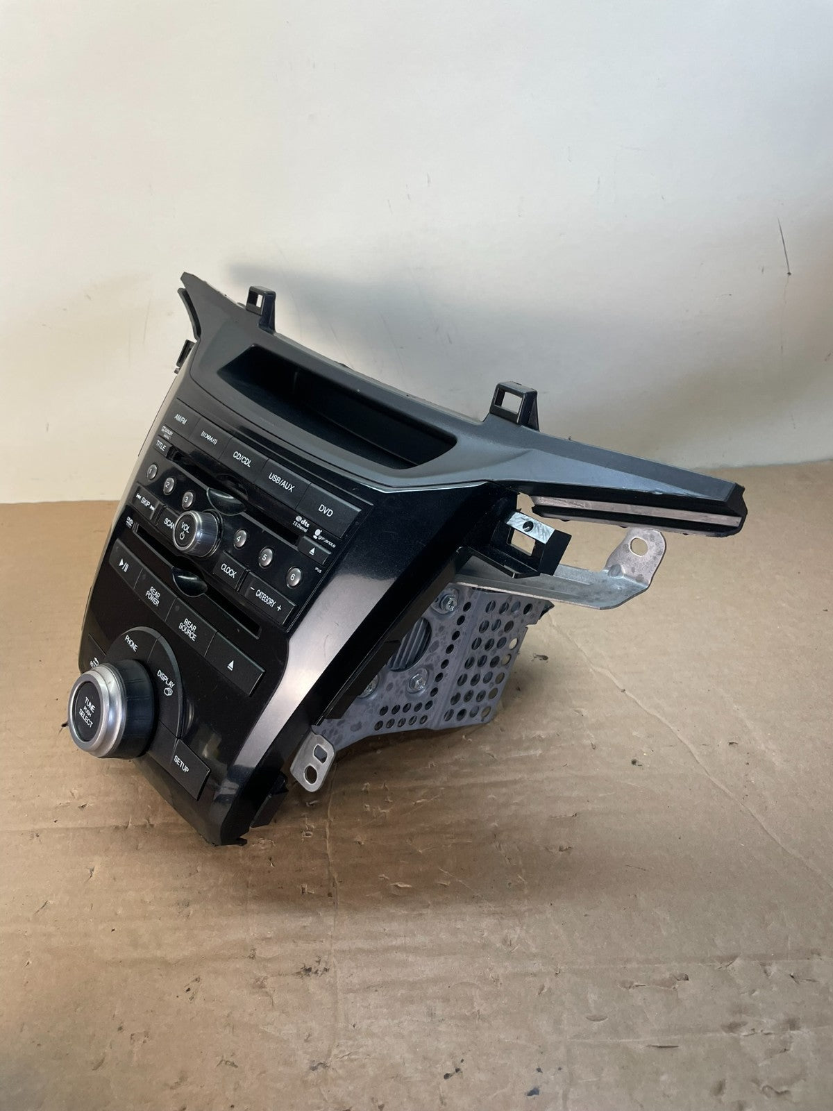 2011 to 2013 Honda Odyssey Radio AM/FM Control Panel AI0499 DG2
