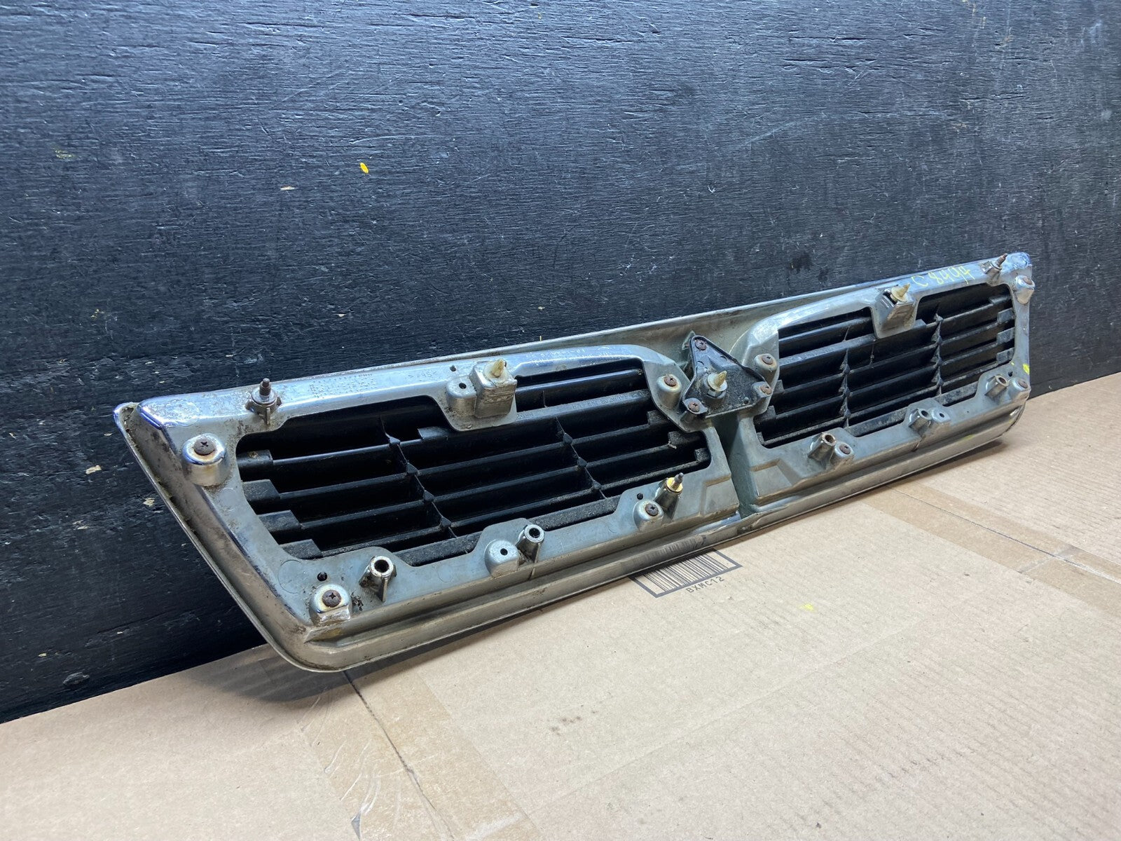 2002 2003 Mitsubishi Lancer Front Upper Radiator Grille Grill OEM C8494 DG16