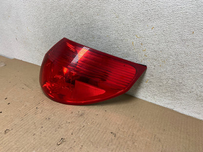 2006 - 2010 Toyota Sienna Right Passenger Side Tail Light AH5858 LK2