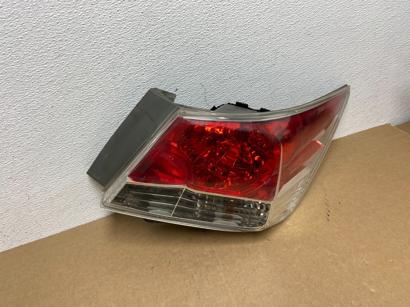2008 to 2012 Honda Accord Sedan Tail light Right Passenger RH Side AC0005 DW2