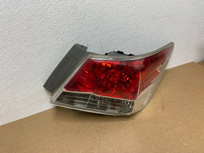 2008 to 2012 Honda Accord Sedan Tail light Right Passenger RH Side AC0005 DW2