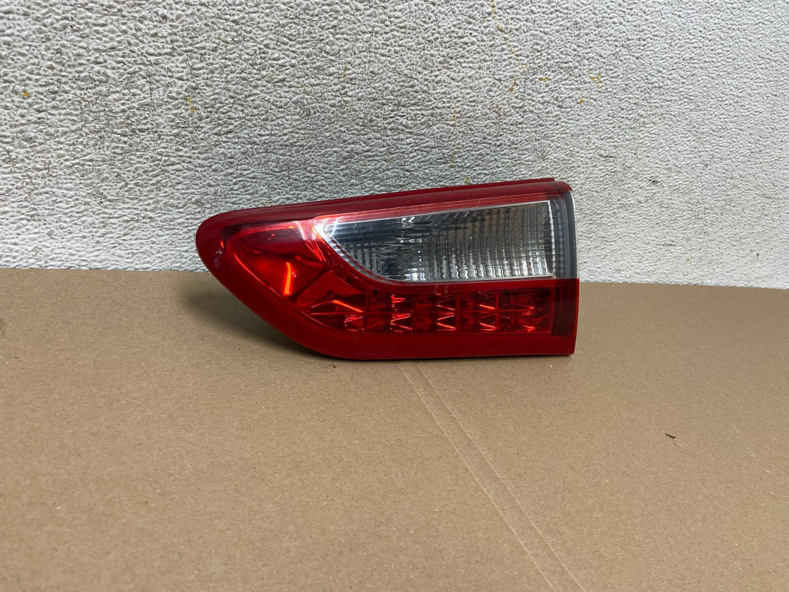 2013-2015 Infiniti JX35 QX60 Right Passenger LED Tail Light Inner AH0663 LK1