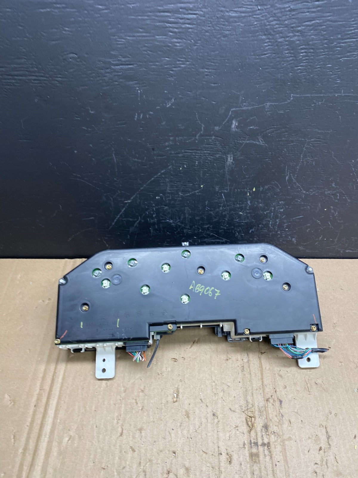 2001 to 2003 Ford Explorer Speedometer Cluster Gauge Oem AB9067 DG4
