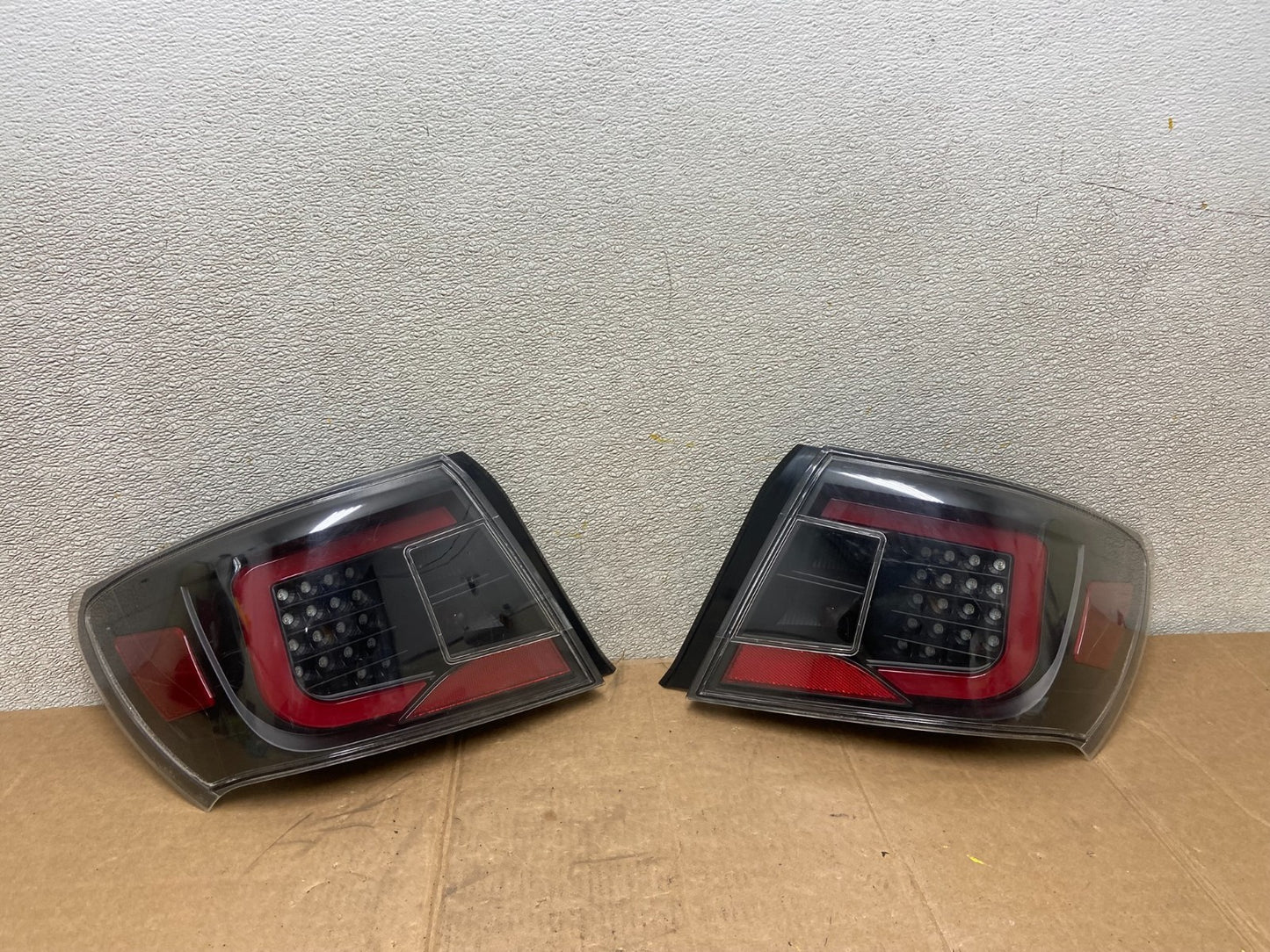 2008-2014 Subaru Impreza Sedan Left+Right Set Side LED Tail Light Oem aa1384 DG0