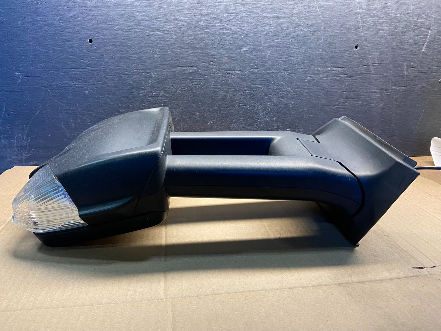 2007 - 2017 Mercedes-Benz Sprinter Right Passenger View Door Mirror OE AD1799 DG3