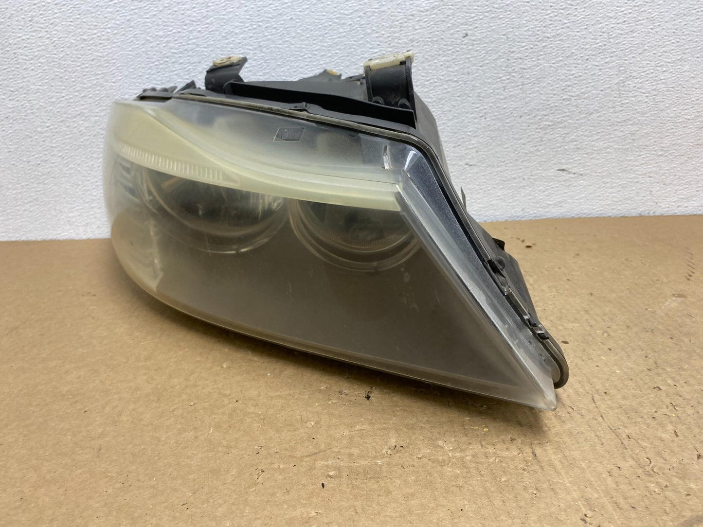 2009-2011 BMW 3 Series 328i 4/D Sedan Headlight Halogen Right Passenger AC13601