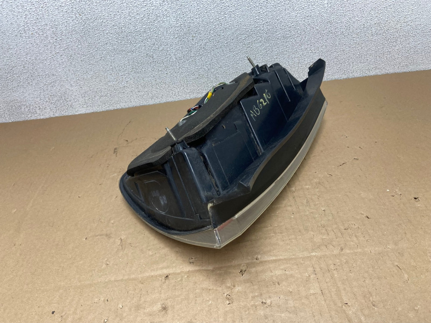 2004 - 2005 Toyota Prius Right Passenger Side Rh Tail Light AB6216 LK4