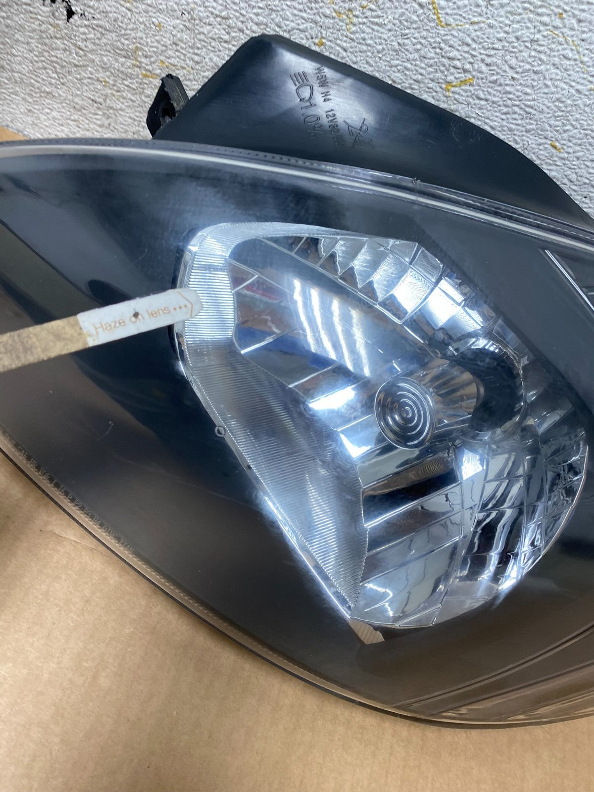 2006 to 2011 Hyundai Accent Sedan Left+Right Halogen Headlights AI3815 DW6