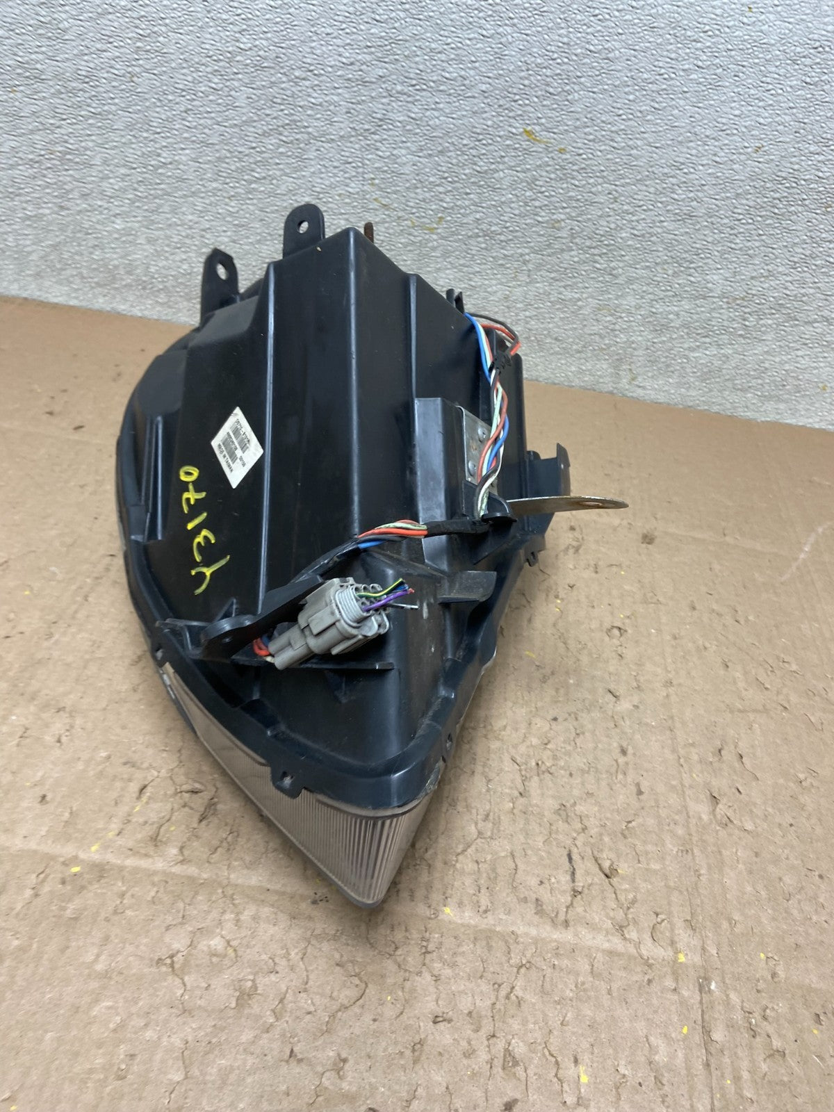 2010 2011 2012 Nissan Sentra Halogen Right Passenger Black Headlight Y3170 DW8