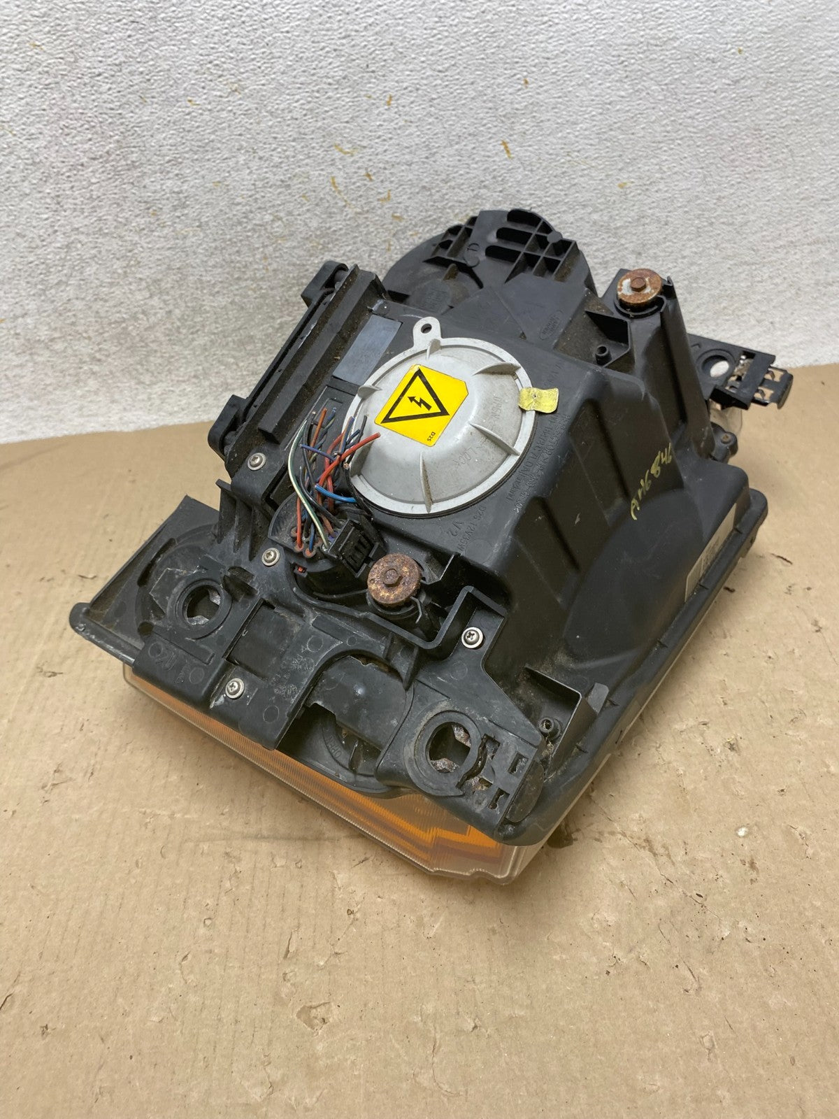 2005 - 2009 Land Rover Lr3 Right Passenger Rh Side Xenon Headlight AH6846 DW6