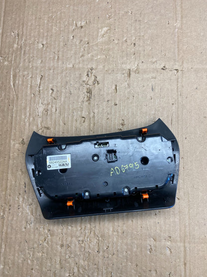 2014 to 2017 Jeep Cherokee Heater Climate Temperature Control AD6795 DG3