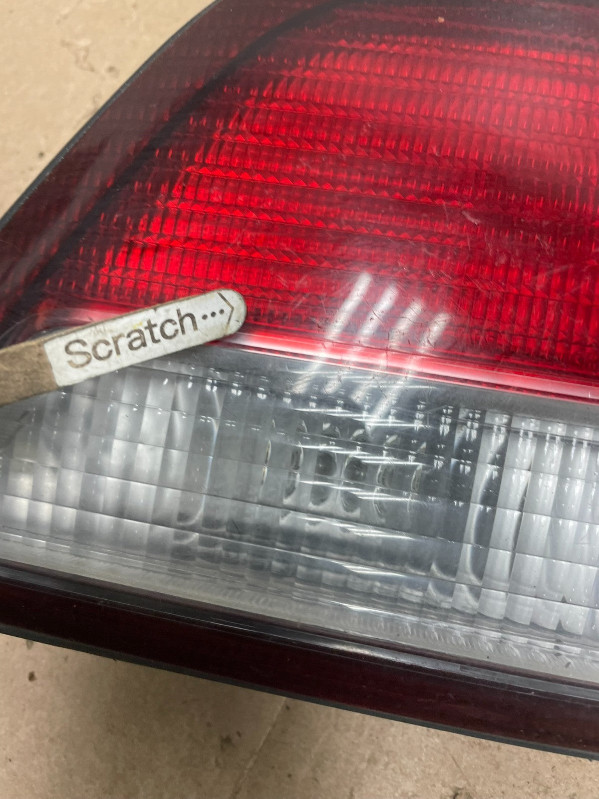 1997 1998 1999 Nissan Maxima Right Passenger RH Inner Tail Light Oem Q4825 DW3