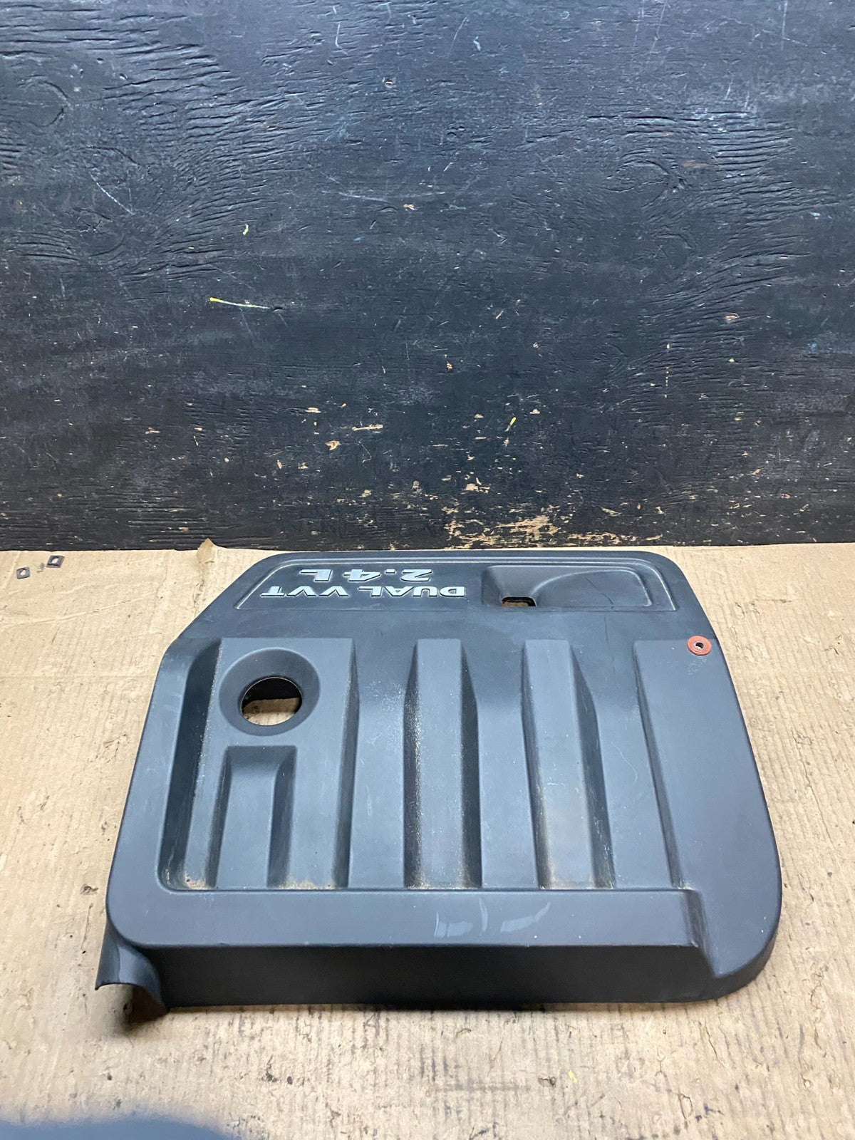 2012 to 2014 Chrysler 200 Engine Cover Top Lid Cover U6138 DG1