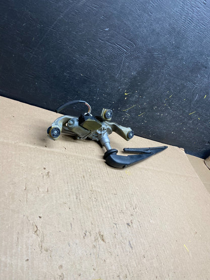 2012 to 2017 Toyota Prius V Rear Wiper Windshield Motor T4626 DG1