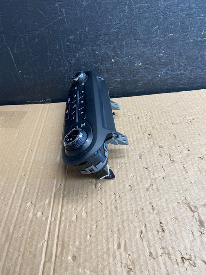 2016 to 2020 Kia Sorento Temperature AC Climate Control 97250-C5XXX AF6454 DG1