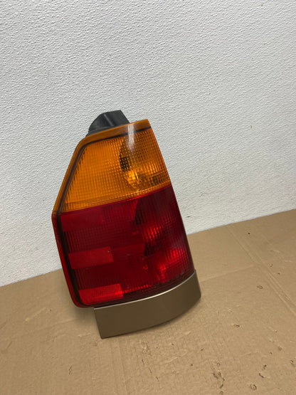 2002 to 2009 Gmc Envoy Left Driver Lh Side Tail Light OEM AC3784 LK2