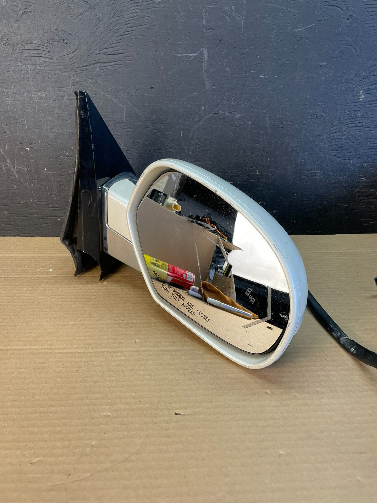 2007 - 2014 Cadillac Escalade Right Passenger Door Turn Signal Mirror AE8617 DW2