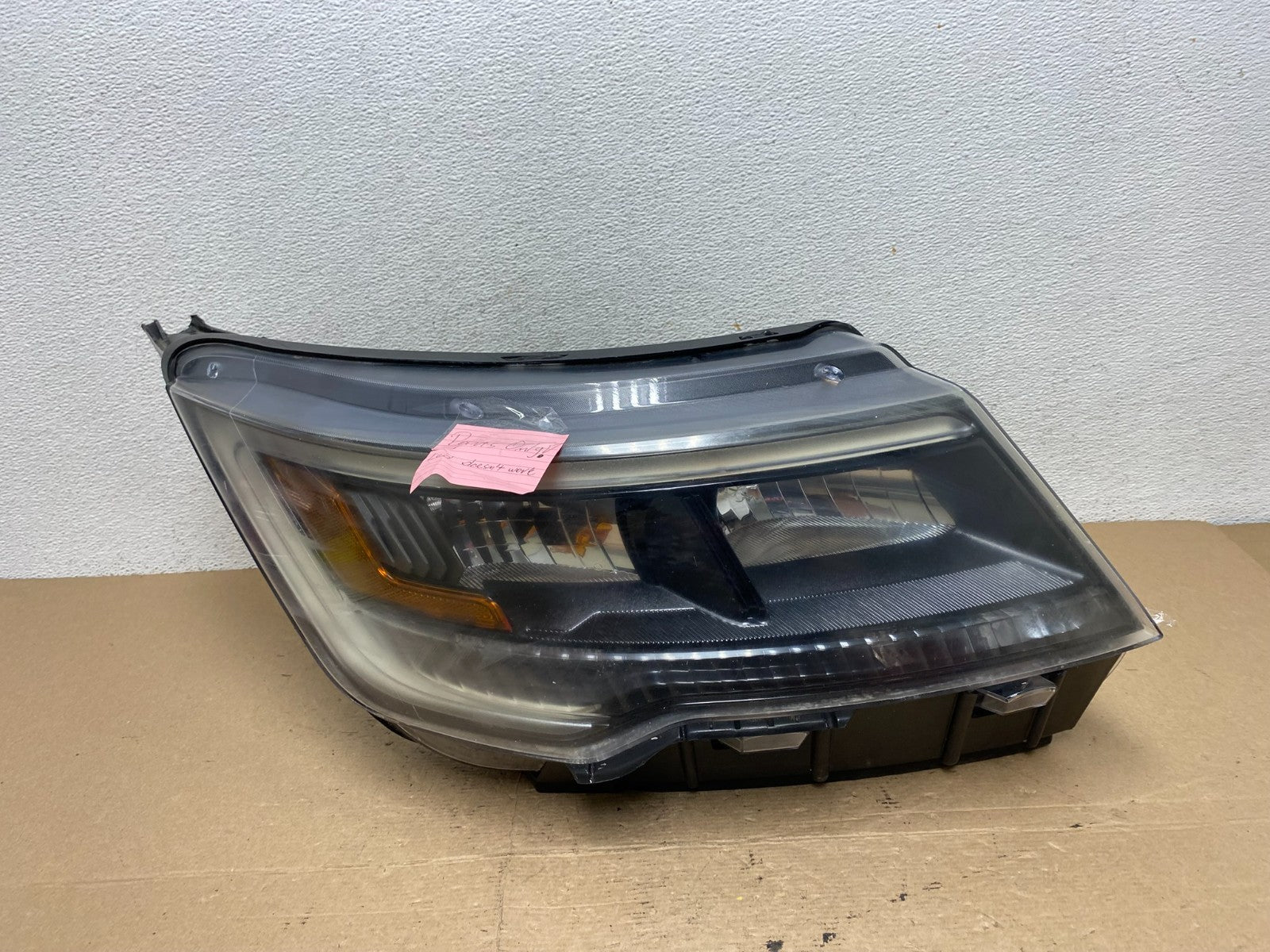 2016-2019 Ford Explorer Right Passenger Led Black Headlight W/Module AF4718 DW0