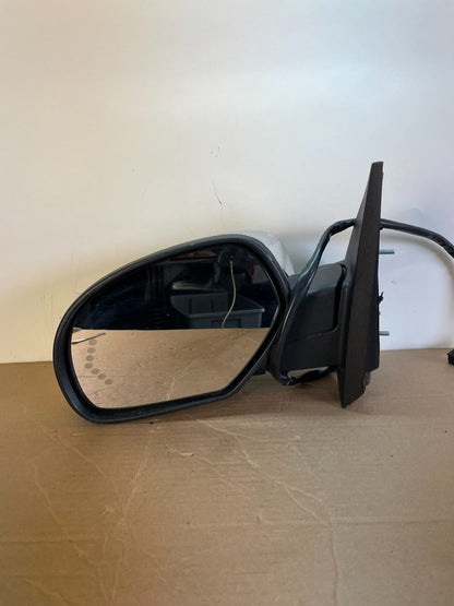 2007 to 2013 Chevrolet Tahoe Silverado Suburban Left Driver Mirror AG7865 DW7