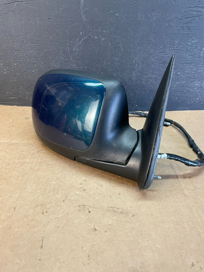 2003-2006 Chevrolet Tahoe Suburban Right Passenger Turn Door Mirror AE0975 DW1