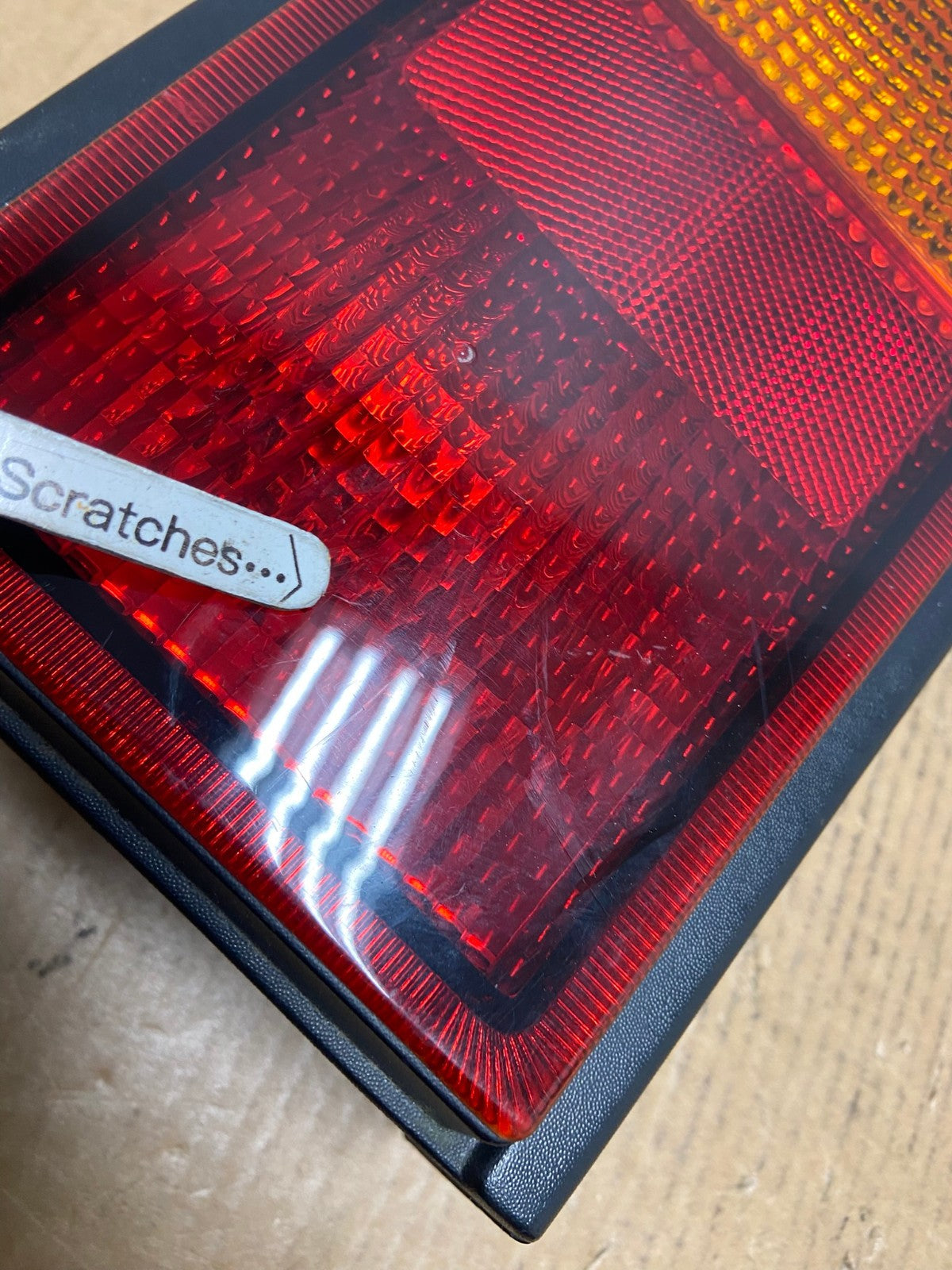 2003 to 2004 Hummer H2 Left Driver LH Side Tail Light AE0251 LK3