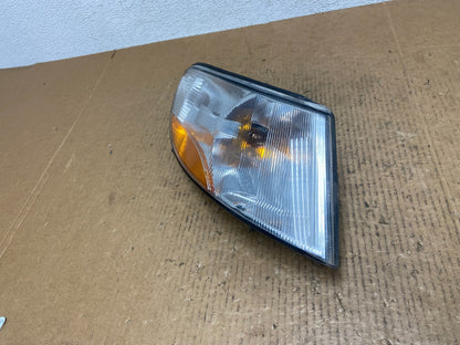 1999 to 2003 Saab 9-3 Front Right Passenger RH Side Turn Signal AE1202 DW1