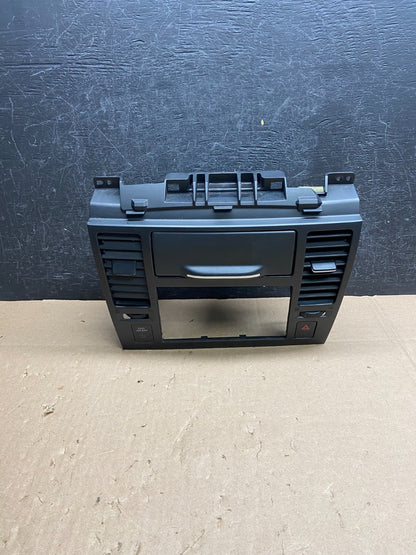 2007 to 2012 Nissan Versa Center Vent Dash Radio Trim Bezel AI6404 DG0