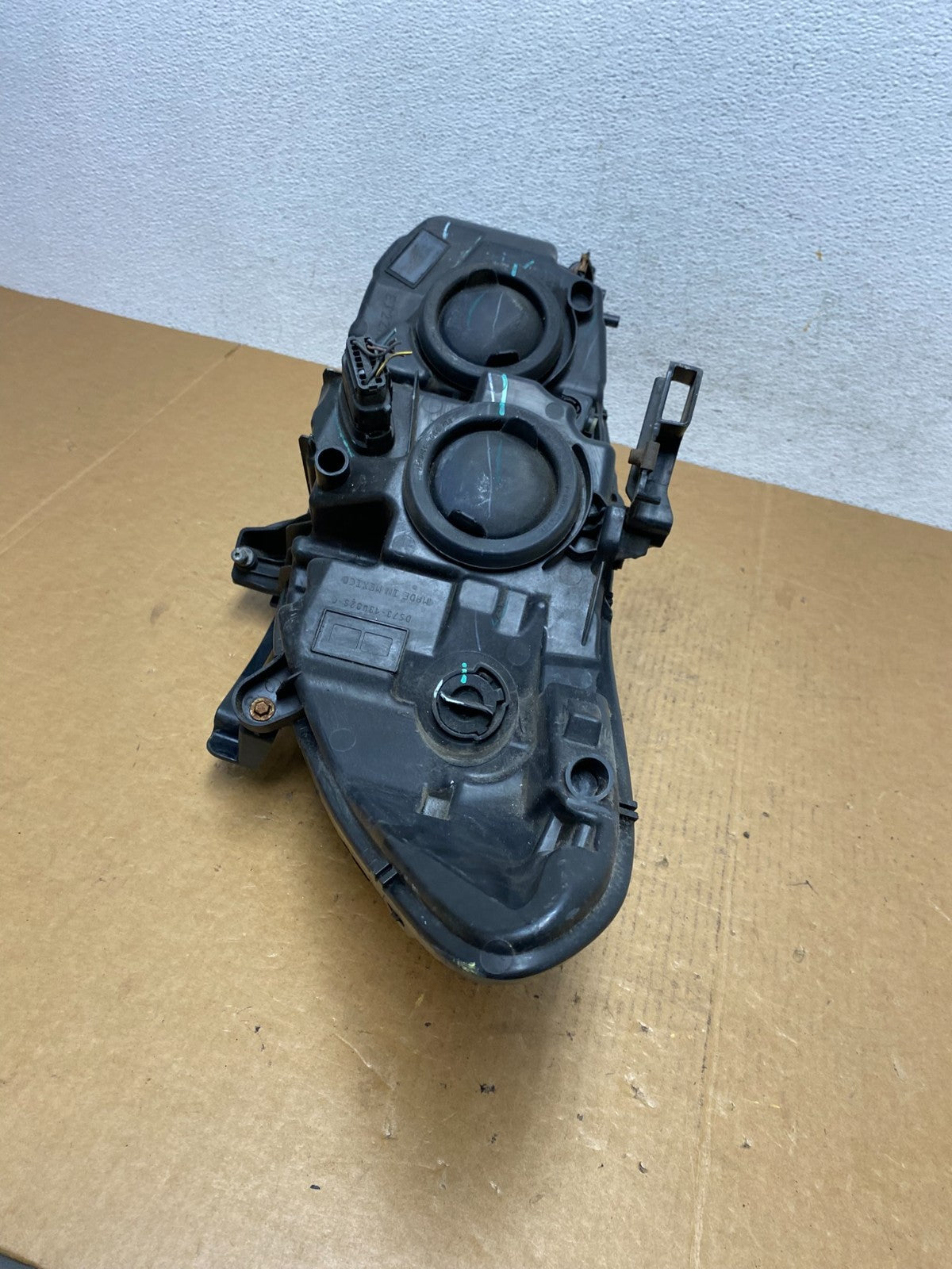 2013 to 2016 Ford Fusion Right Passenger Rh Side Headlight AD9322 DW5
