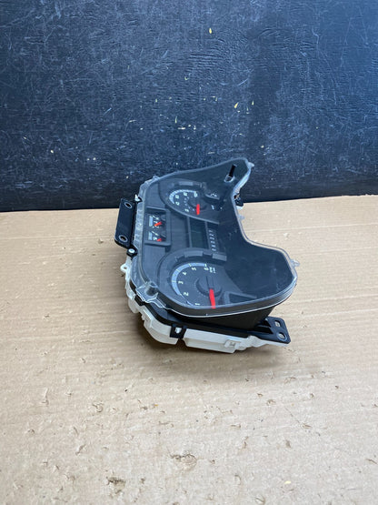 2009 to 2014 Ford E150 E250 E350 VAN Gauge Speedometer Cluster AG63701