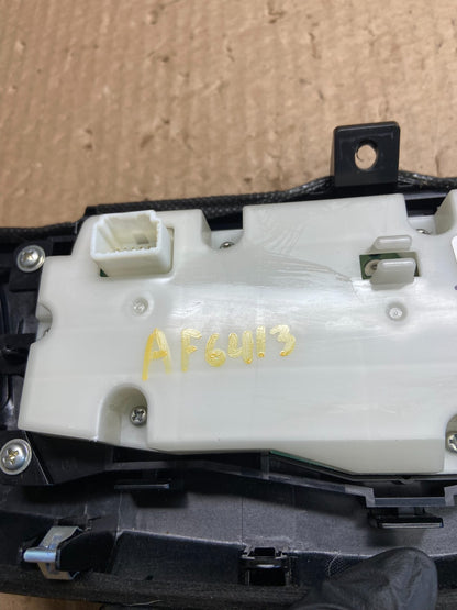 2013-2016 Nissan Pathfinder AC Heat Temp Climate Control AF6413 DG5