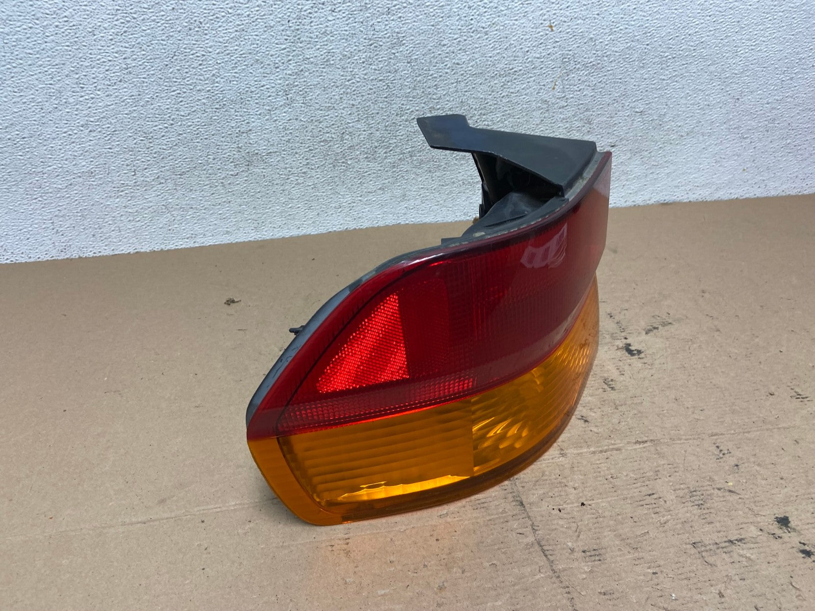 2002 2003 2004 Honda Odyssey Left Driver LH Side Tail Light AF4795 LK2