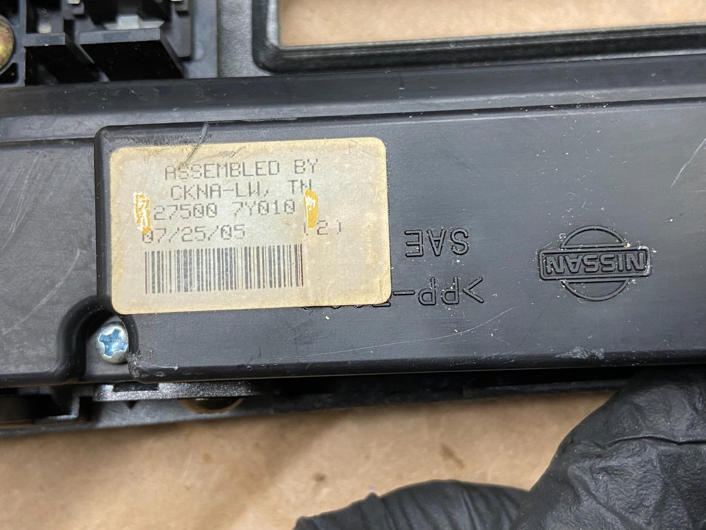 2004 2005 2006 Nissan Maxima Radio Panel Climate Control Bezel Trim OEM Y2258 DG6