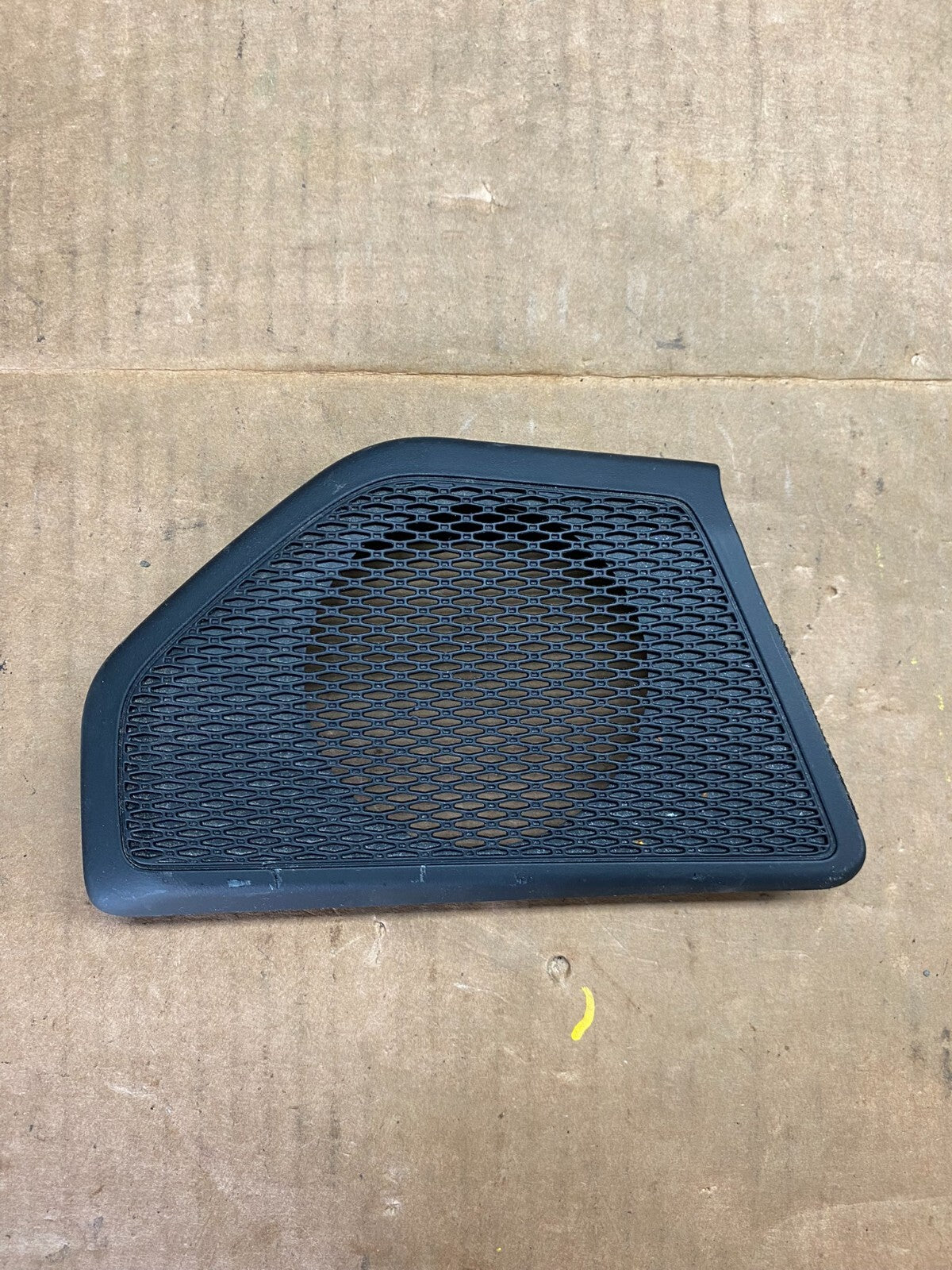 2018 2019 2020 2021 Jeep Wrangler Left Driver Speaker Cover A0418 DG10