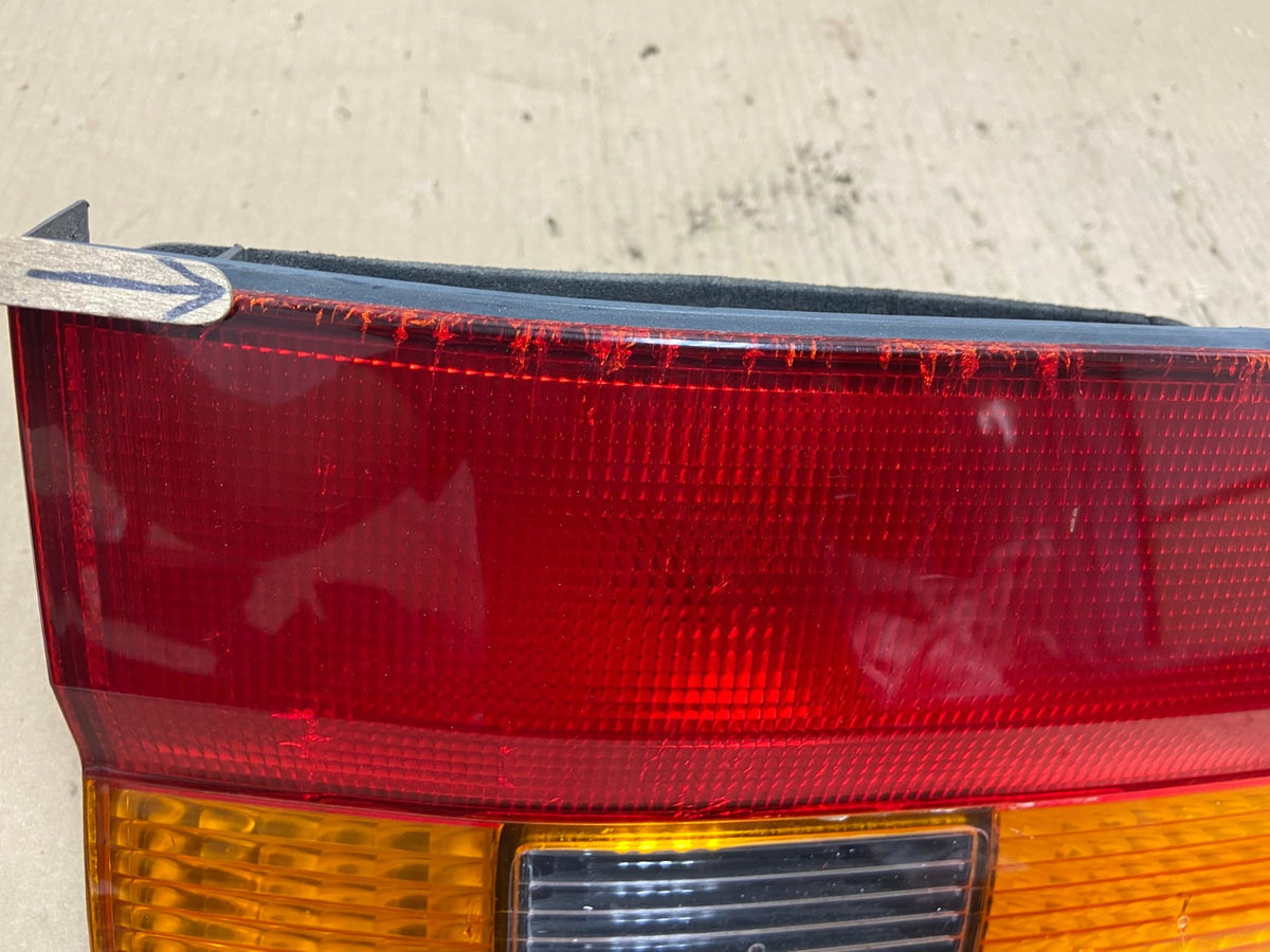 2002 2003 2004 Honda Odyssey Left Driver LH Side Tail Light Inner AH6041 LK6