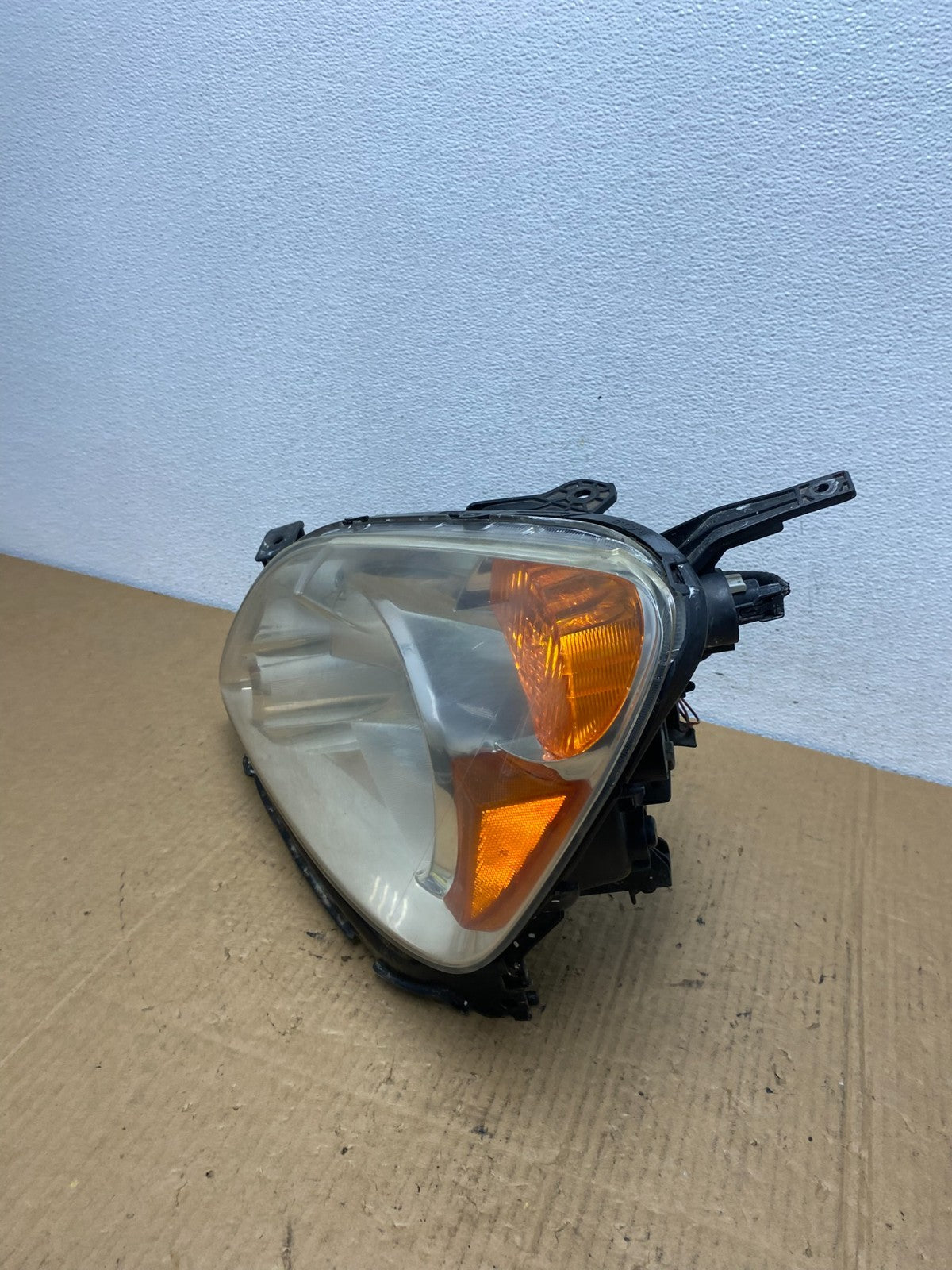 2002 to 2004 Honda Crv Cr-v Left Driver Halogen Headlight AC7779 DW1