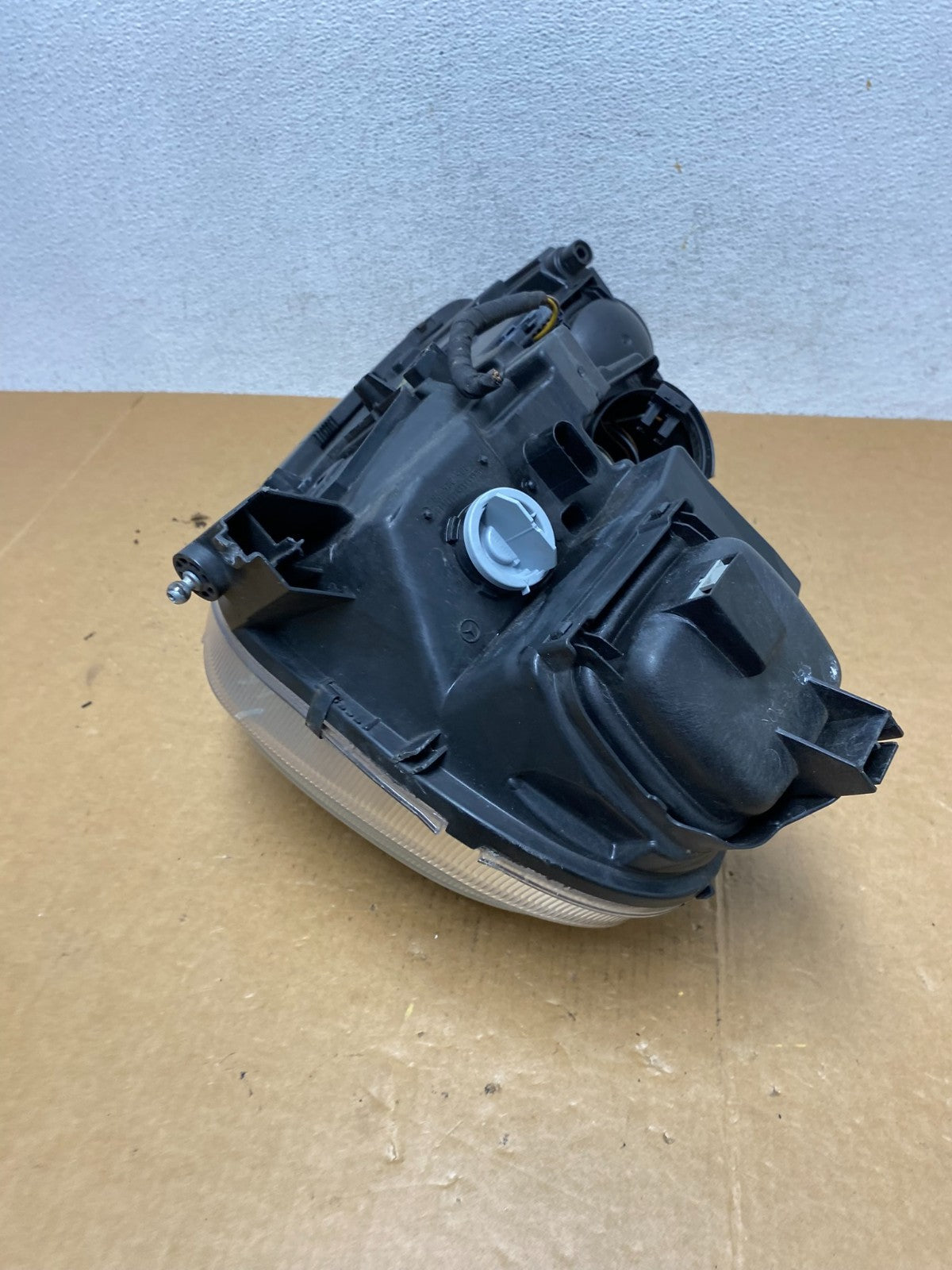 Halogen 2003 to 2006 Mercedes S-Class Right Passenger RH Headlight AD9257 DW6