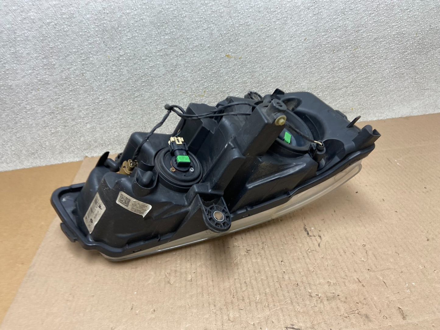 2008 to 2016 Chrysler Town and Country Left Driver Lh Side Headlight Z4011 DW6