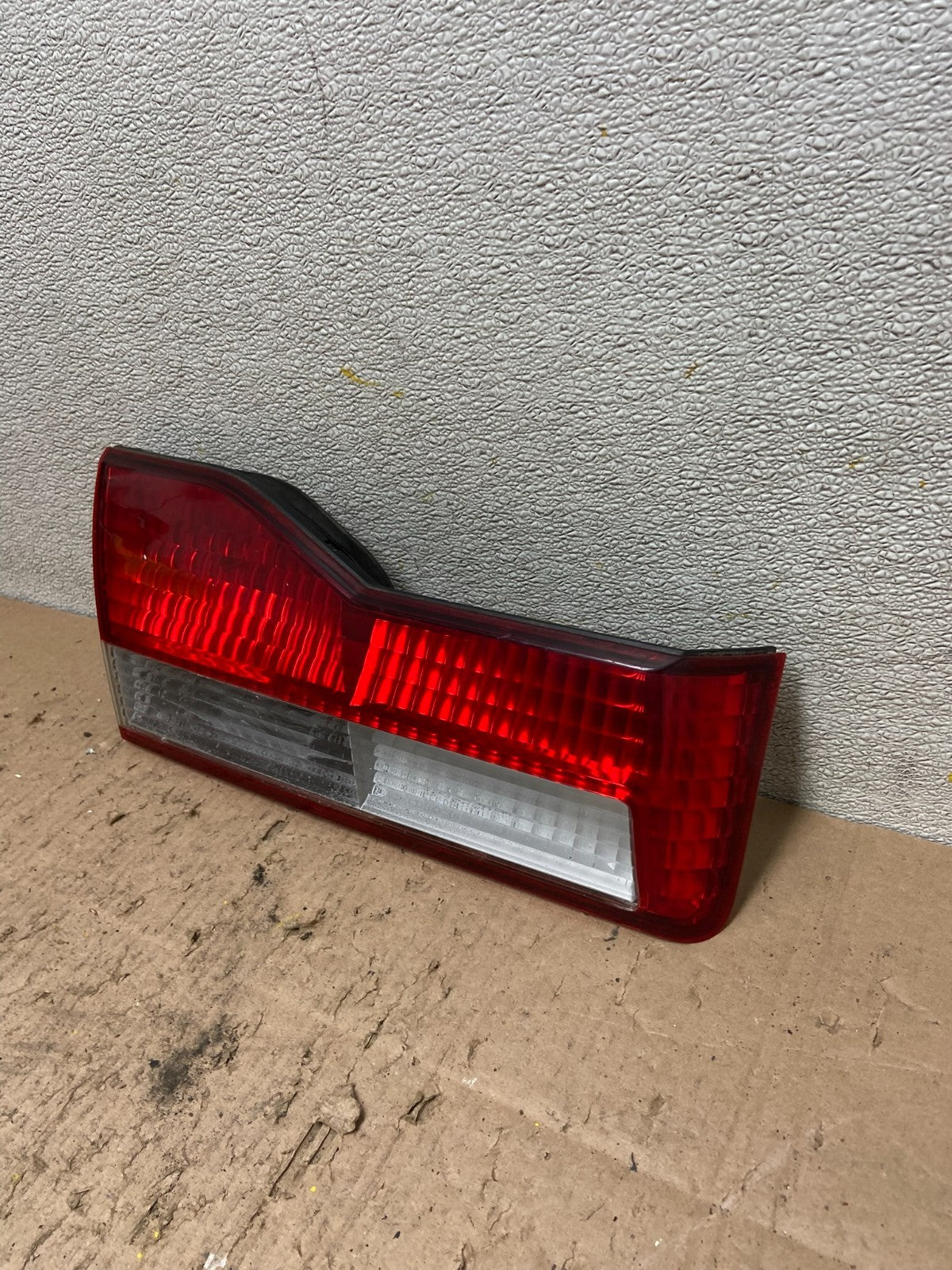 2001 to 2002 Honda Accord Left Driver LH Side Inner Tail Light OEM Y3482 DW1