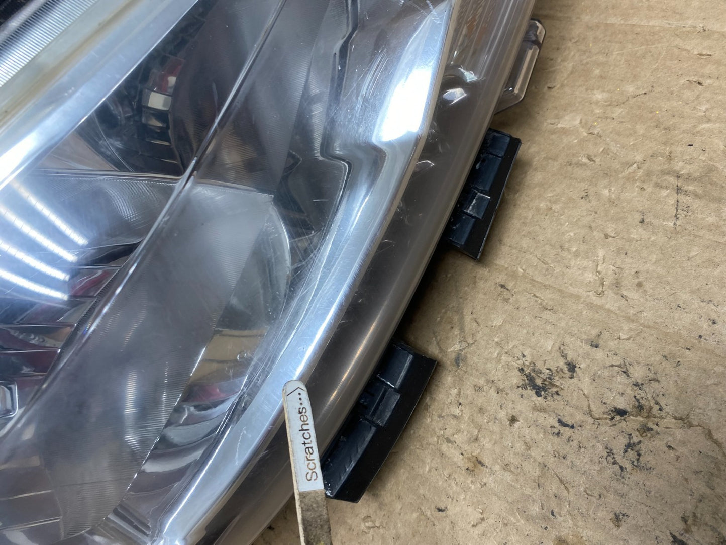 2013 - 2015 Nissan Sentra W/LED Halogen Right Passenger Headlight AG2443 DW3