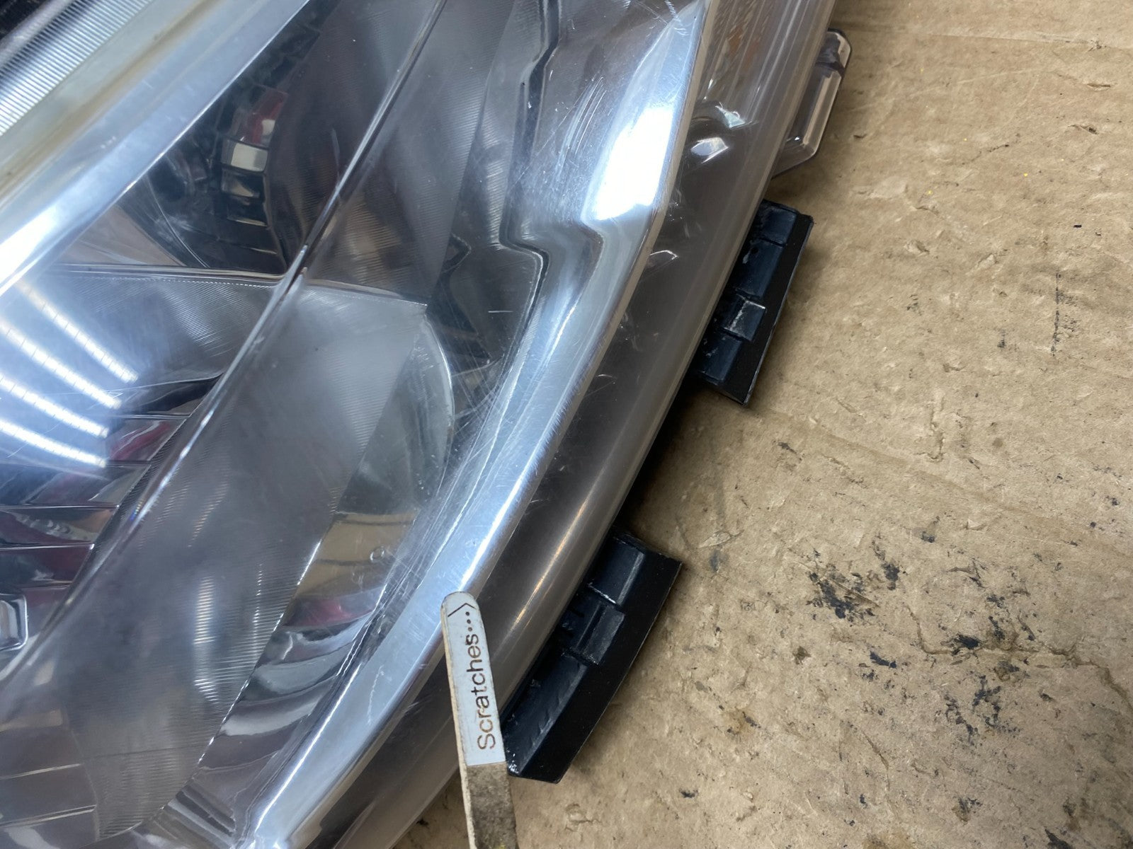 2013 - 2015 Nissan Sentra W/LED Halogen Right Passenger Headlight AG2443 DW3