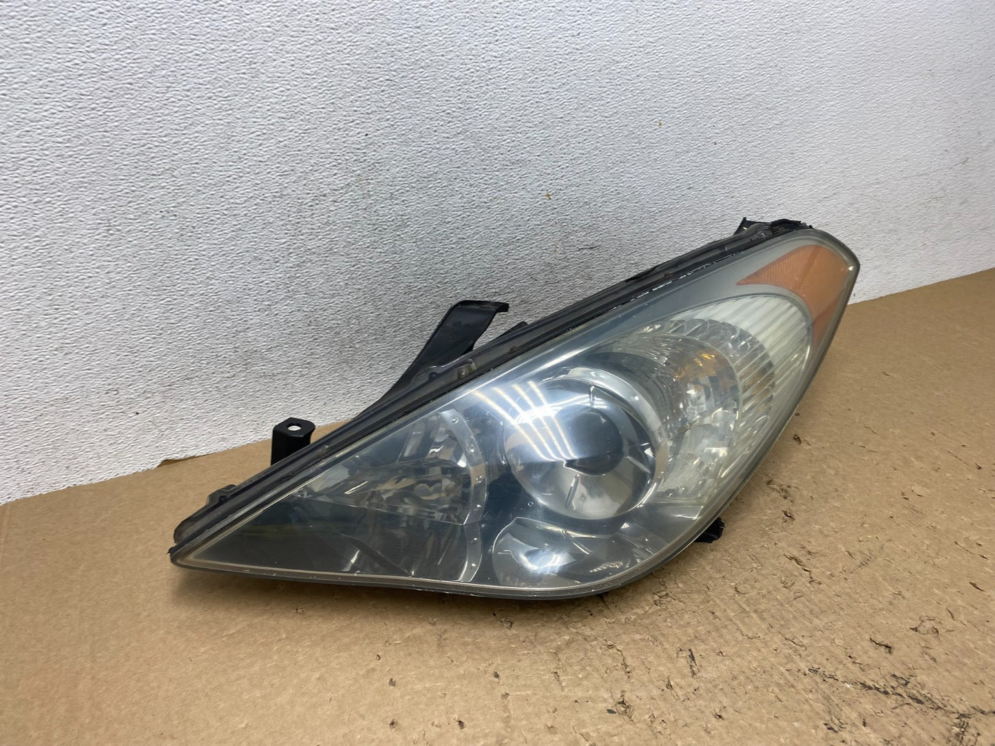 2004 2005 2006 Toyota Solara Halogen Headlight Left Driver Lh Side AF8342 DW2