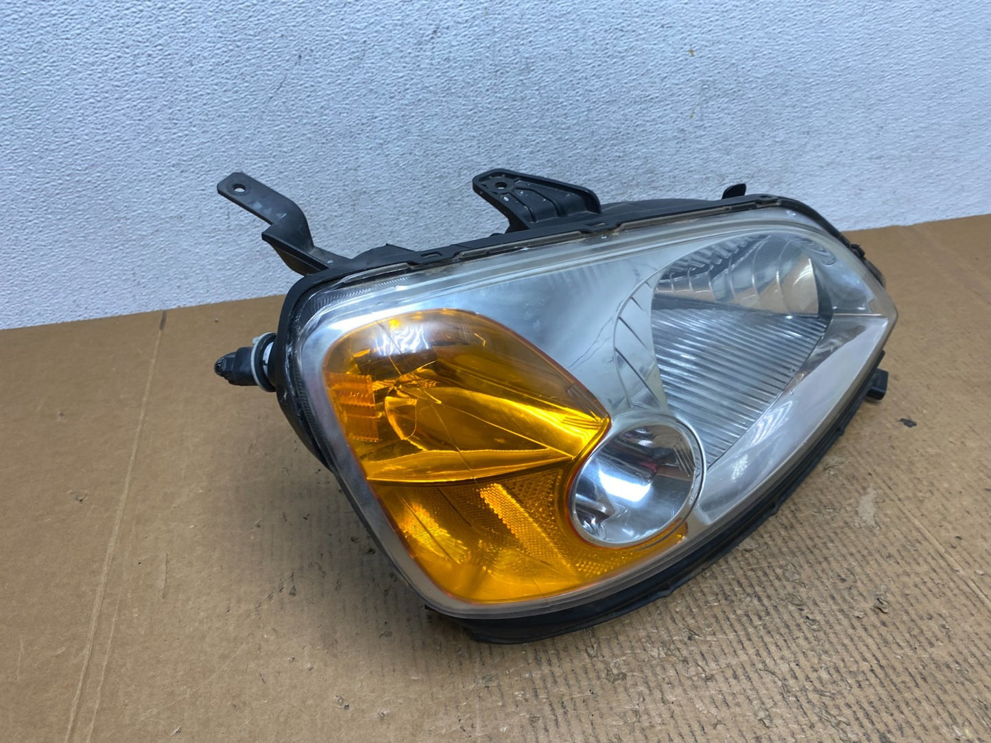 2001 - 2003 Honda Civic Coupe Headlight Halogen Right Passenger Rh AE2716 DW2