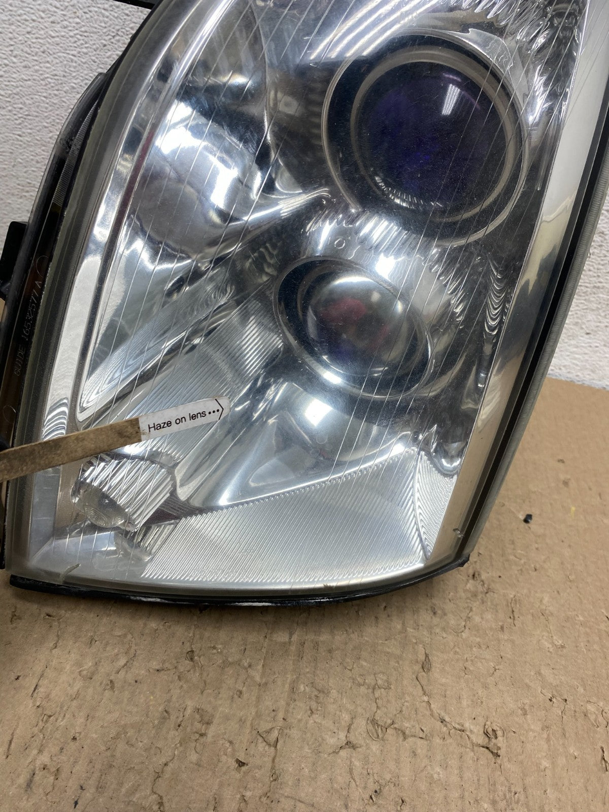 2005 to 2011 Cadillac STS Left Driver LH Side Xenon Headlight AE9804 DW4