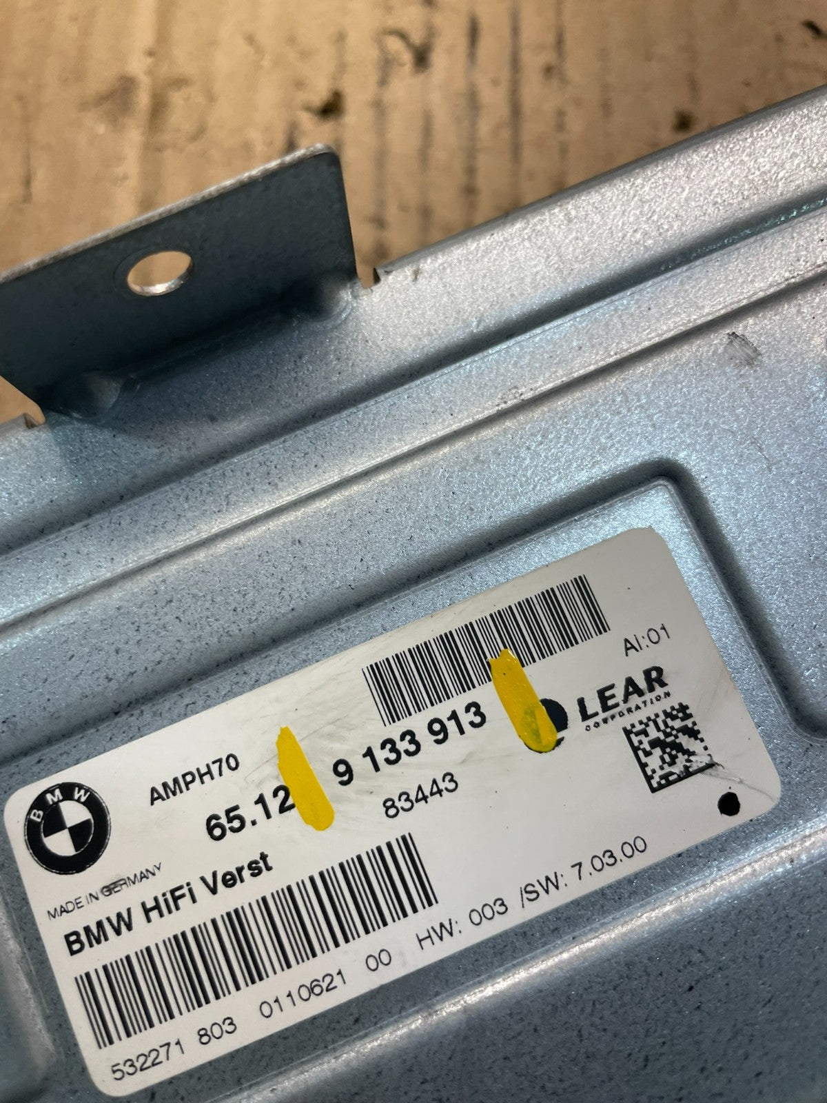2007-2010 BMW X5 Top HiFi Lear Radio Audio Amplifier Amp OEM x1044 DG3