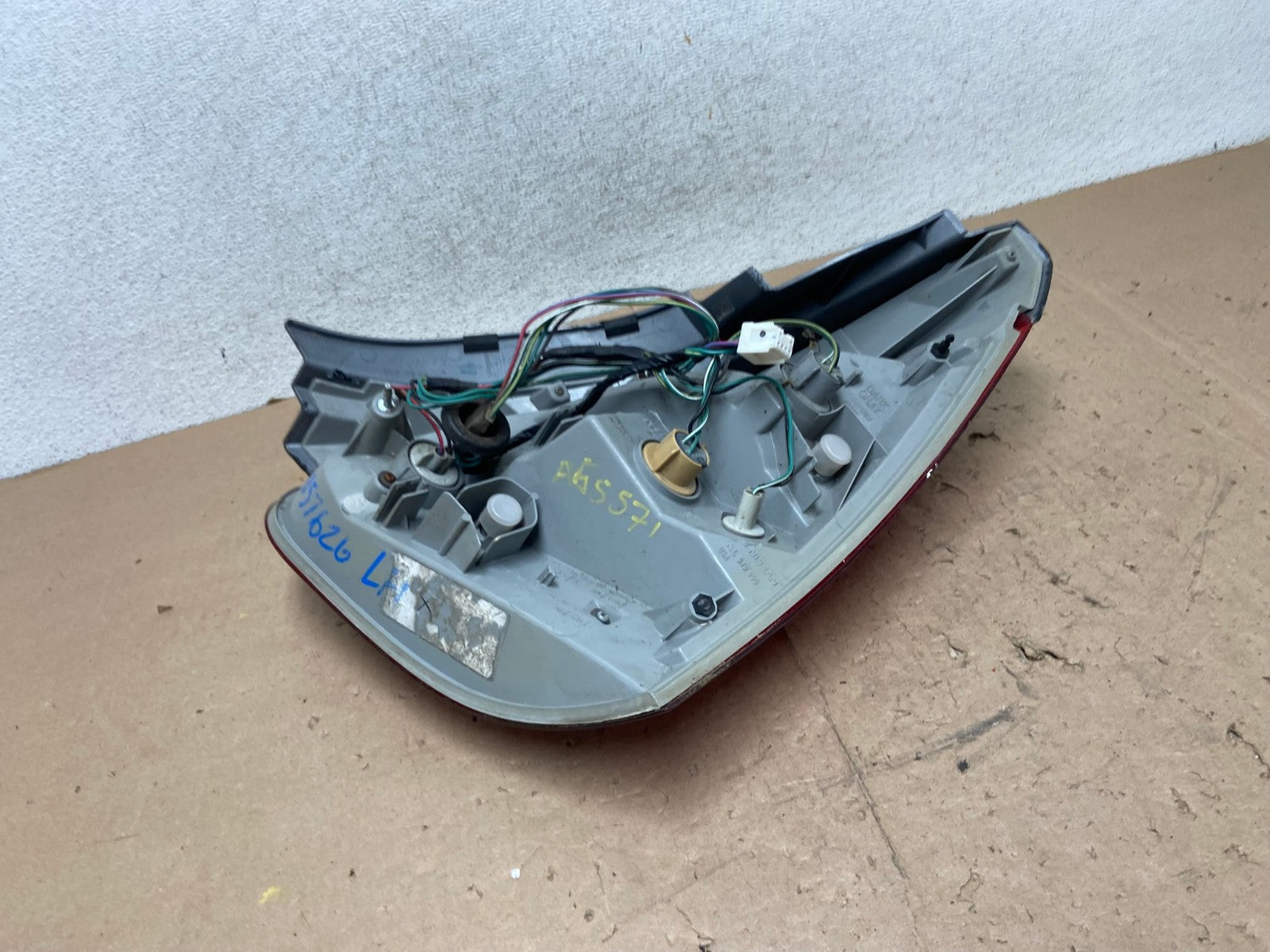 2004 2005 2006 2007 2008 Nissan Maxima Left Driver Lh Tail Light AG5571 LK5