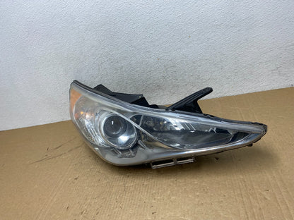 2011 - 2014 Hyundai Sonata Right Passenger Rh Side Headlight Halogen AG0543 DW1