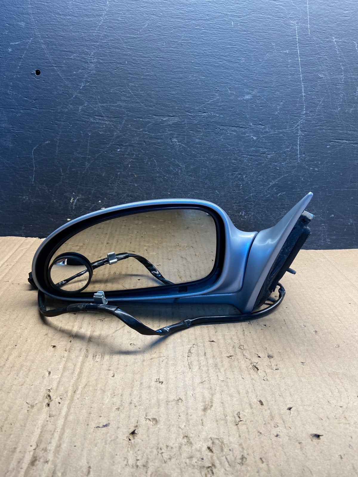 2000 to 2005 Buick LeSabre Left Driver LH Side Door View Mirror AE2382 DW8