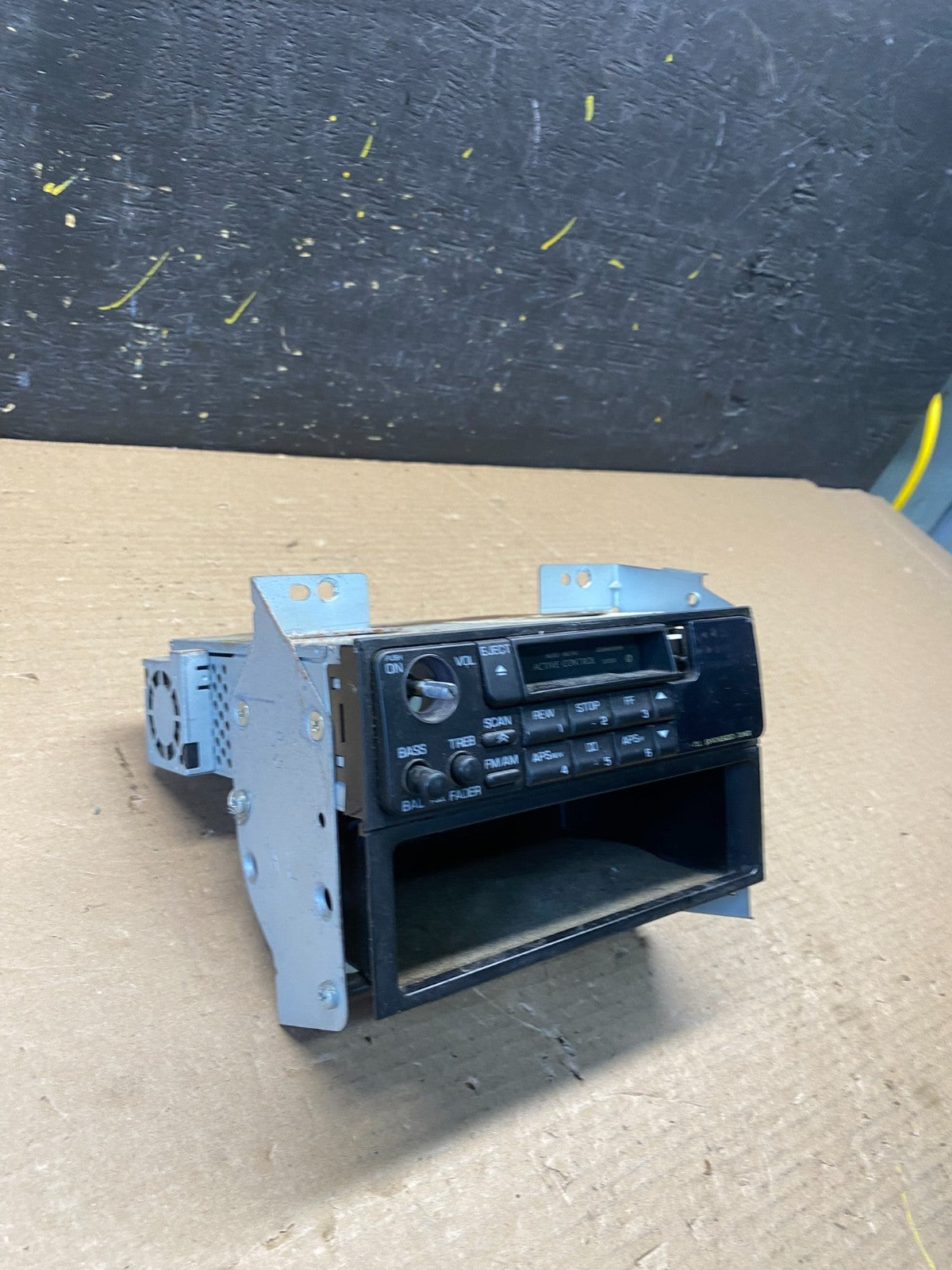 1990 to 1992 Infiniti M30 Infiniti Black AM FM Radio Cassette Player S6549 PS1